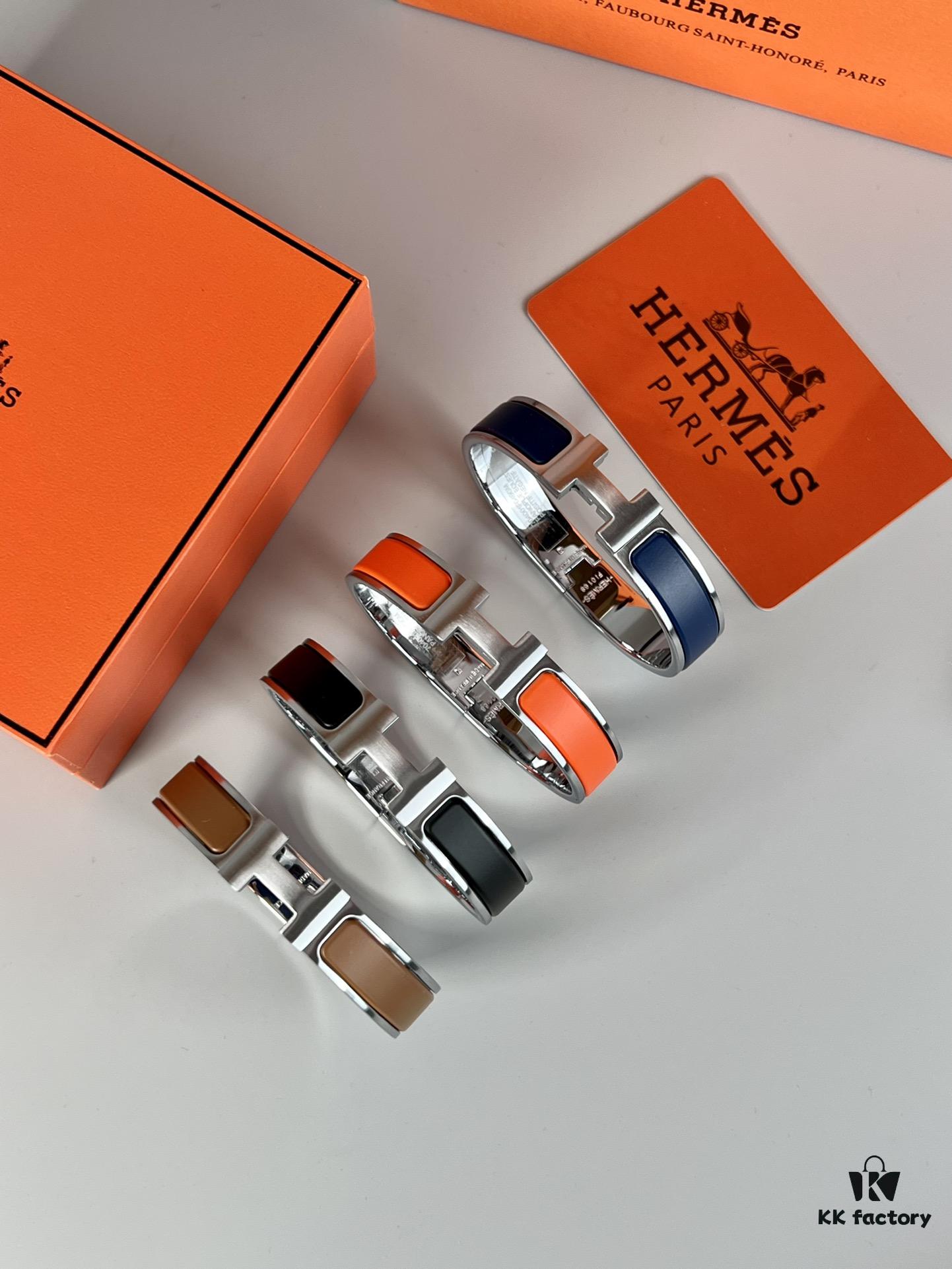 692fcbd399f2d84055c89523 Hermès New Arrival Bracelet, Authentic-Like Inner Circle Label Sticker, Proxy Purchase Version 😎 Herme*CLIC Enamel H Bracelet, Stylish and Versatile Look ❤ Perfect for Couples 👨🏻💏🌸