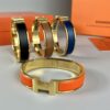 Hermes New Bracelet, Authentic Inner Circle Label Sticker, Proxy Purchase Version 😎 Herme*CLIC Enamel H Bracelet, Worn by Hermes ❤️ Extremely Versatile and Beautiful! Perfect for Couples, Men Size 19, Women Size 17 💌🌸 A Must-Have for True Hermes Fans, the Most Classic Among Numerous Hermes Bracelets, Featuring Smooth and Rich Enamel Craftsmanship, Full in Shape and Lustrous in Color ❤️❤️ Ideal as a Couple's Set, Only High-End Version Produced! Available in Size 17 and 19