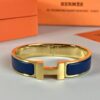 Hermes New Bracelet, Authentic Inner Circle Label Sticker, Proxy Purchase Version 😎 Herme*CLIC Enamel H Bracelet, Worn by Hermes ❤️ Extremely Versatile and Beautiful! Perfect for Couples, Men Size 19, Women Size 17 💌🌸 A Must-Have for True Hermes Fans, the Most Classic Among Numerous Hermes Bracelets, Featuring Smooth and Rich Enamel Craftsmanship, Full in Shape and Lustrous in Color ❤️❤️ Ideal as a Couple's Set, Only High-End Version Produced! Available in Size 17 and 19