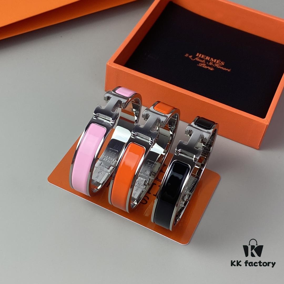 692fcbe399f2d84055c8953e Hermes New Enamel Bracelet