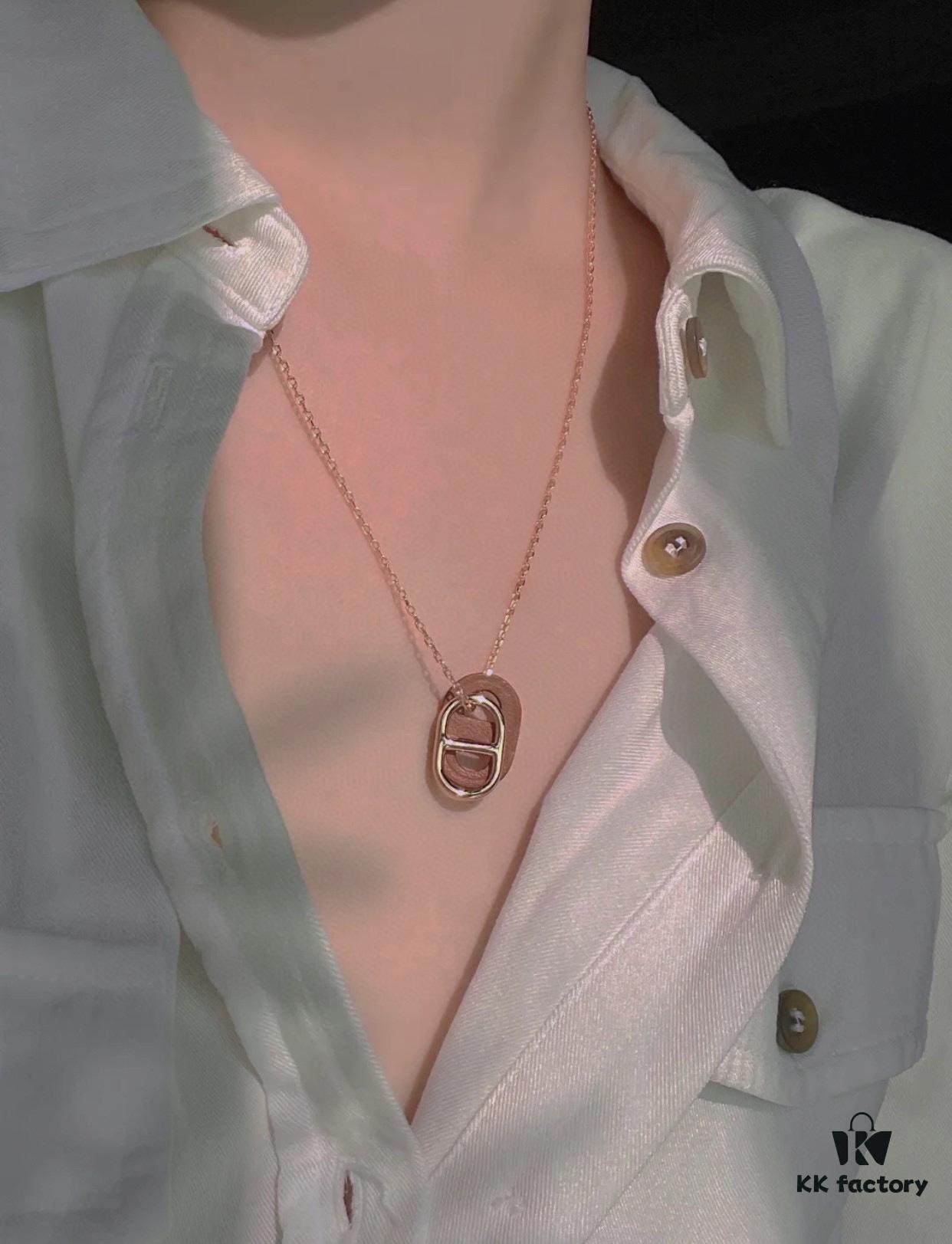 692fcc1199f2d84055c8959d Hermes OMaillon Series Calfskin Necklace