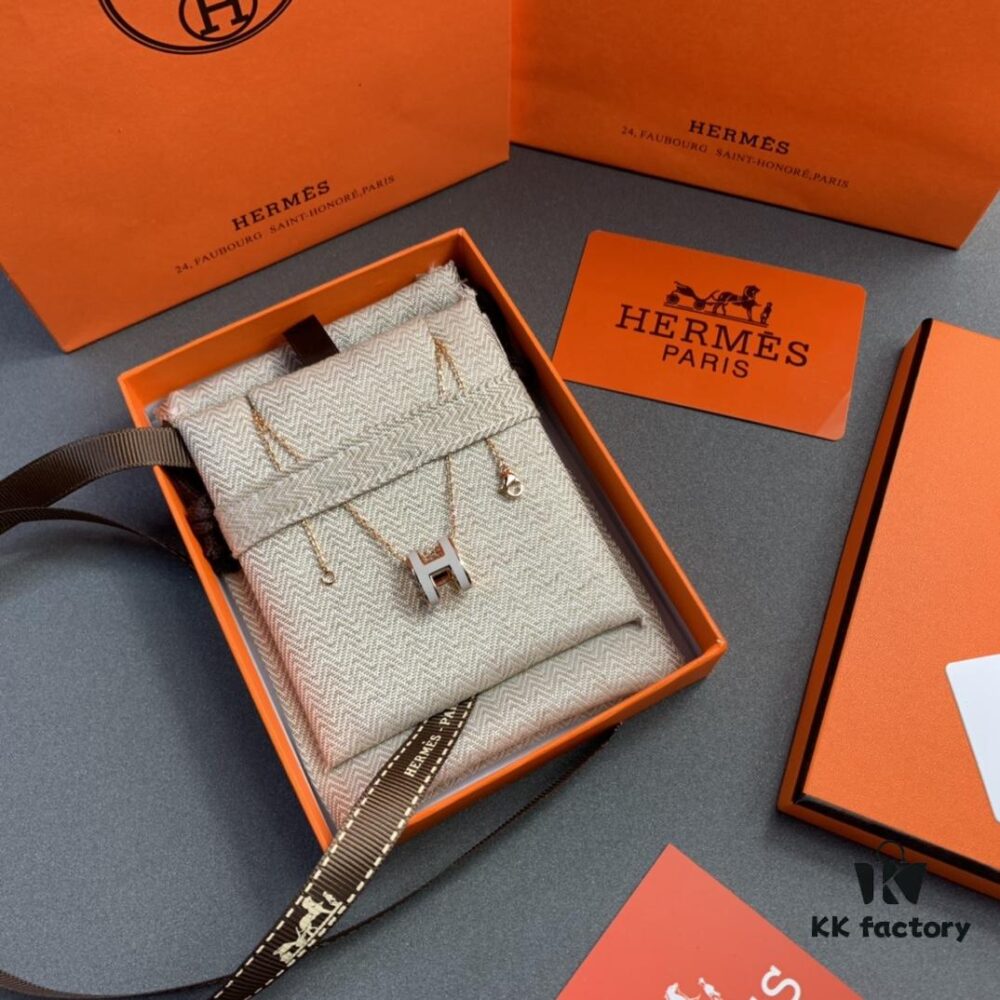 692fcc1e99f2d84055c895ba Hermes Necklace - Stud Earrings
