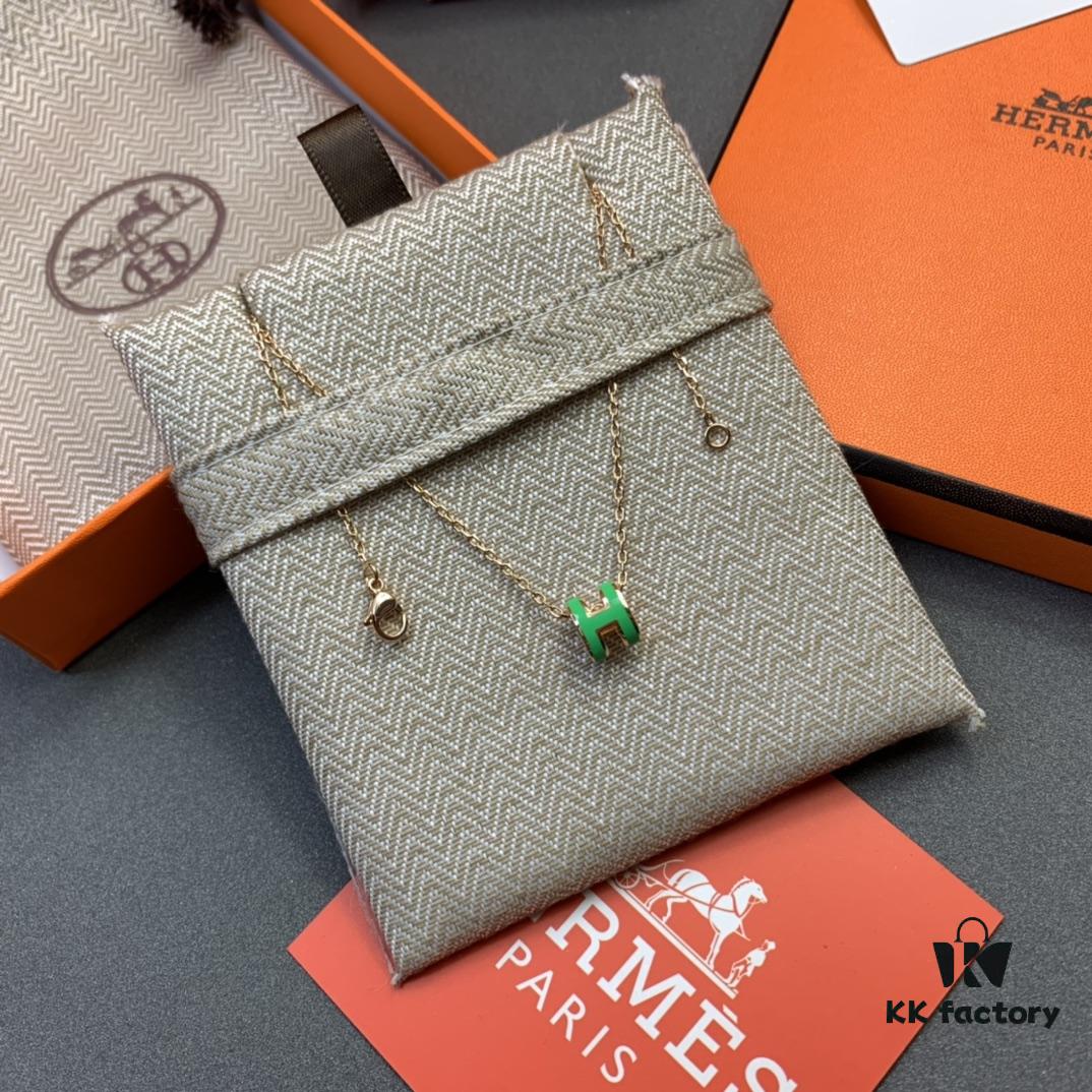 Hermes Small Necklace and Stud Earrings