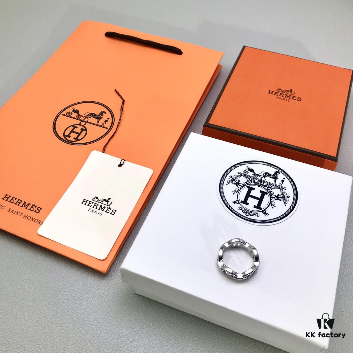 692fcc4099f2d84055c895f6 Hermes Pig Nose Ring – Hottest Online Sensation! The Most Sought-After ZG Stockout King, Extremely Hard to Find!