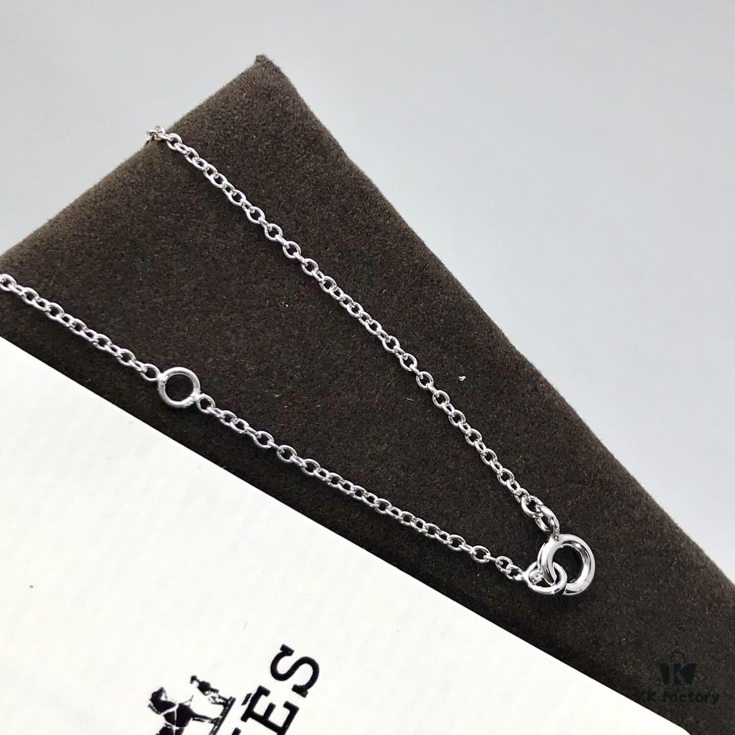 692fcc4d99f2d84055c89608 H Croisette Necklace - A Perfect Blend of Simplicity and Elegance