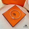 692fcc5699f2d84055c89617 Hermes Finesse Series Pig Nose Bracelet, Exquisitely Crafted, Low-Key Luxury with Elegant Simplicity
