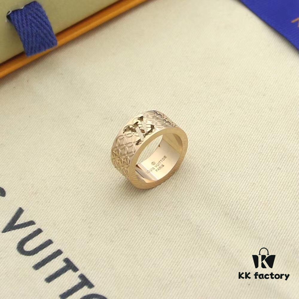 692fcc6399f2d84055c89638 LV Ring Luxury Black and White Bicolor Solid Gold Plated Never Fades Crown LV Louis Vuitton Letter Ring