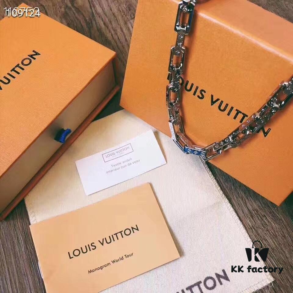 Louis Vuitton LV Monogram Tempered Silver Necklace