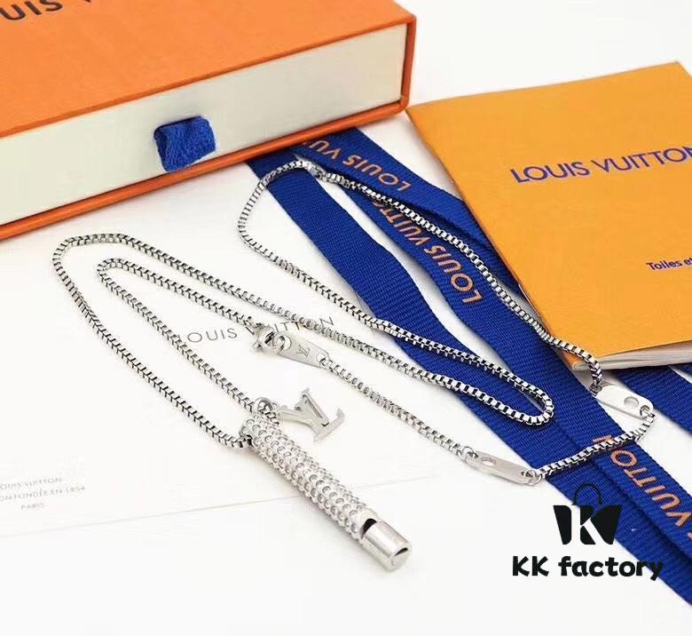 692fcc6f99f2d84055c89655 LV Crystal-Encrusted Whistle Necklace 💕 A Beautiful Accessory Perfect for Both Men and Women 💕 LV Truly Understands People's Desires 💕 This Necklace is Absolutely Breathtaking 💕 Highly Recommended, The Wearing Effect is Even Better Than You Imagine