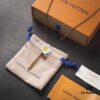 692fcc7599f2d84055c89661 Exclusive First Release: Kris Wu's Louis Vuitton Unisex Daisy Necklace from the 2020 Spring-Summer Runway Limited Gardening Collection (Counterpart Version, Open for Comparison), In-Stock at Boutiques