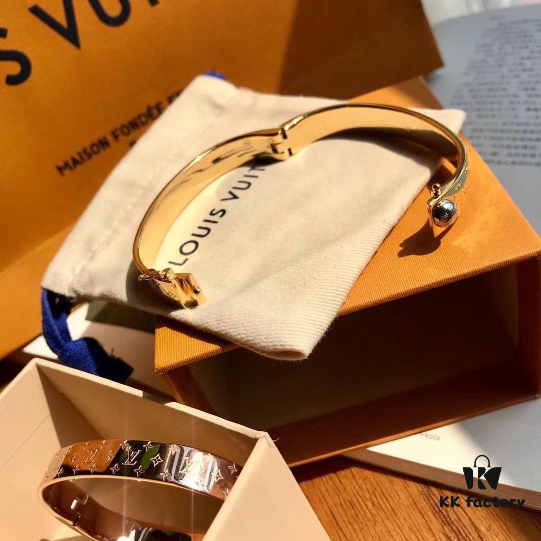 692fcca899f2d84055c896c8 LV NANOGram Bracelet Exclusive LV Classic Monogram Wide Bracelet Simple and Elegant, Less Likely to Clash, Features Iconic Monogram Pattern, Easy to Match with Outfits, Made of Imported 316L Stainless Steel with Vacuum White Gold Plating, Available in Gold and Rose Gold, In Stock for Immediate Shipping, Comes with Full Packaging, Ideal Gift