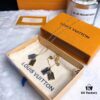 692fccb699f2d84055c896e4 Louis Vuitton LV Japan New Arrival Bicolor Pendant Necklace