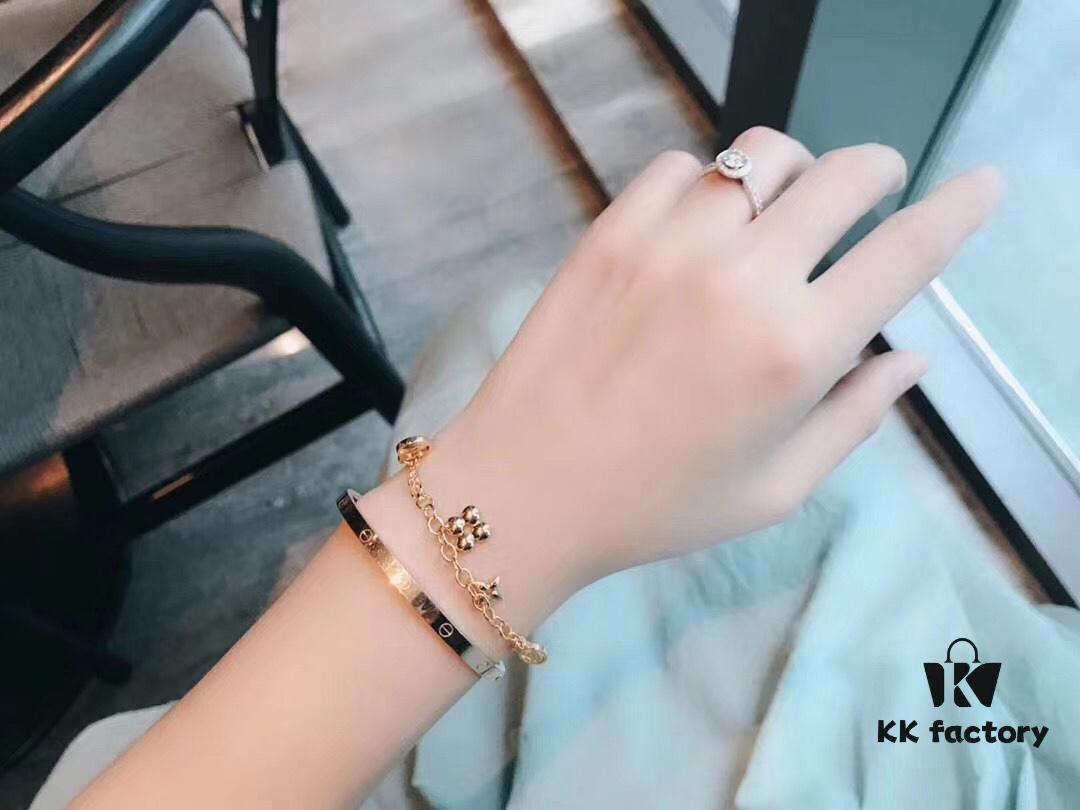 692fccc599f2d84055c896fe Trendy LV Irregular Flower Bracelet in Rose Gold, Thick Gold Plating, Elegant and Stylish, Adjustable Length