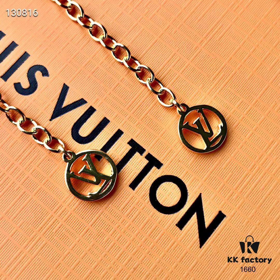 692fccc999f2d84055c89707 Trendy LV Irregular Flower Bracelet in Rose Gold, Thick Gold Plating, Elegant and Stylish, Adjustable Length