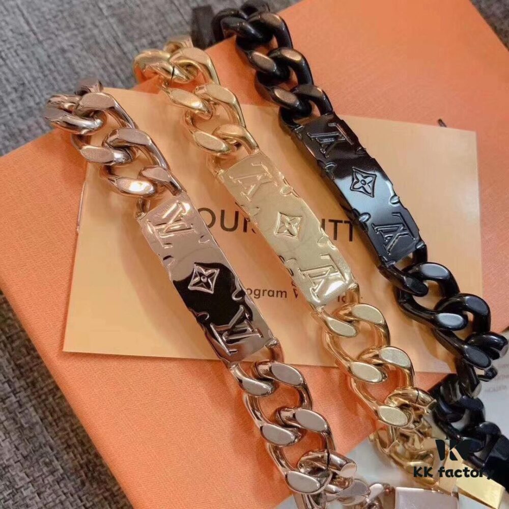 692fccce99f2d84055c89712 LV Limited Edition Bracelet 🔰 MONGRAW Chain Bracelet with Louis Vuitton Studs, Imported 316L Stainless Steel with Vacuum White Gold Plating
