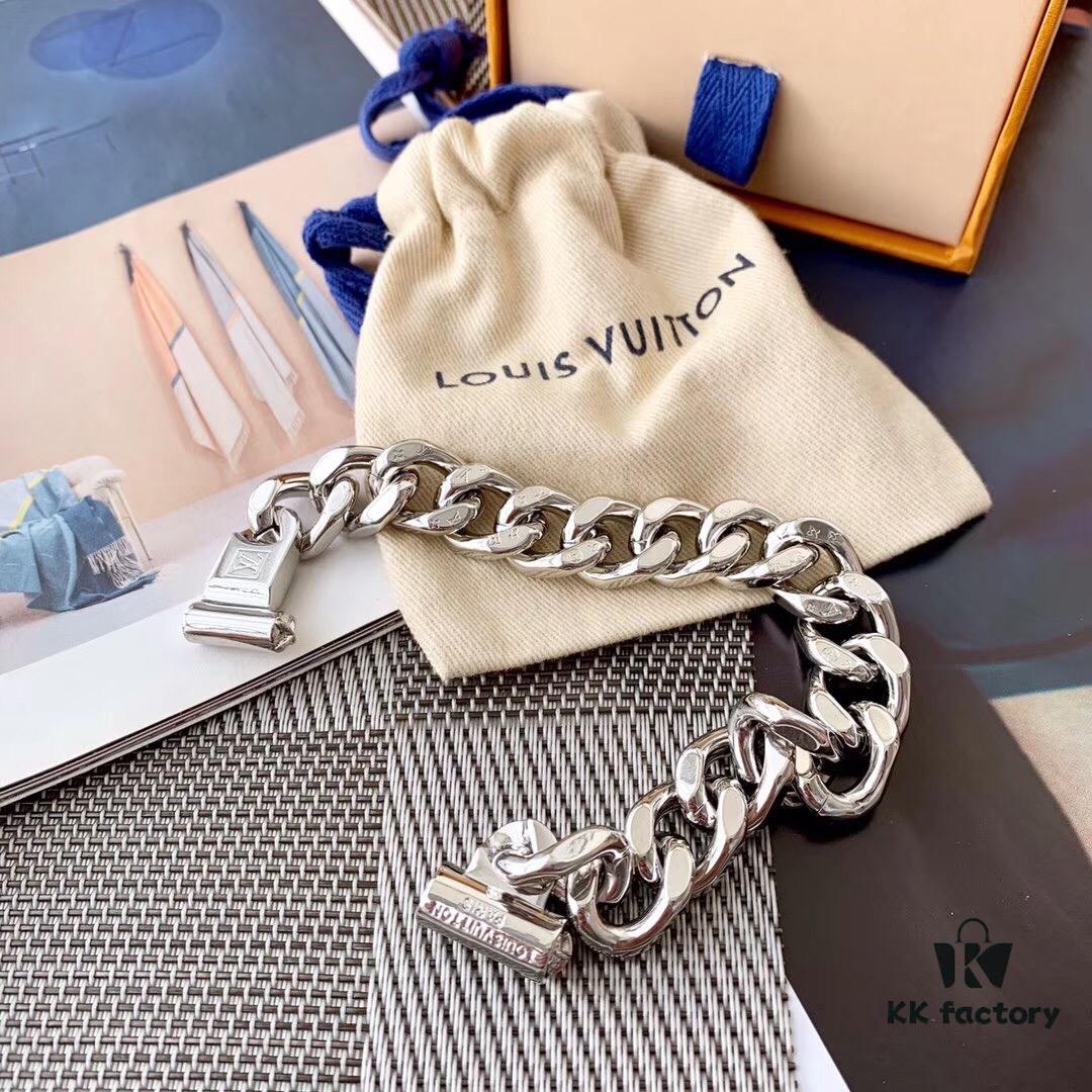 692fccce99f2d84055c89713 LV CHAIN LINKS Men's Thick Bracelet 2019 Spring and Summer Collection Showcasing Virgil Abloh's Mastery in Jewelry Design