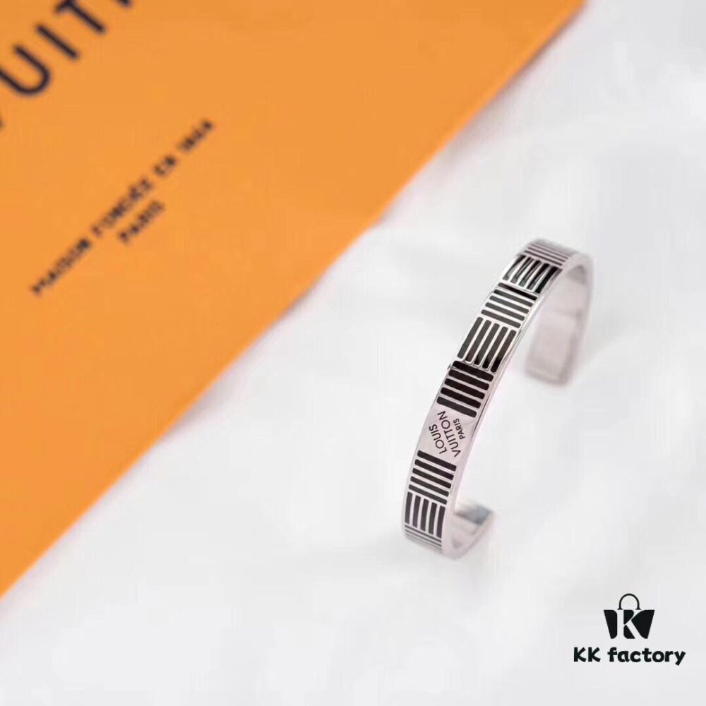 692fcce399f2d84055c89743 Exclusive In-Stock! LV Latest Enamel Men's Bracelet