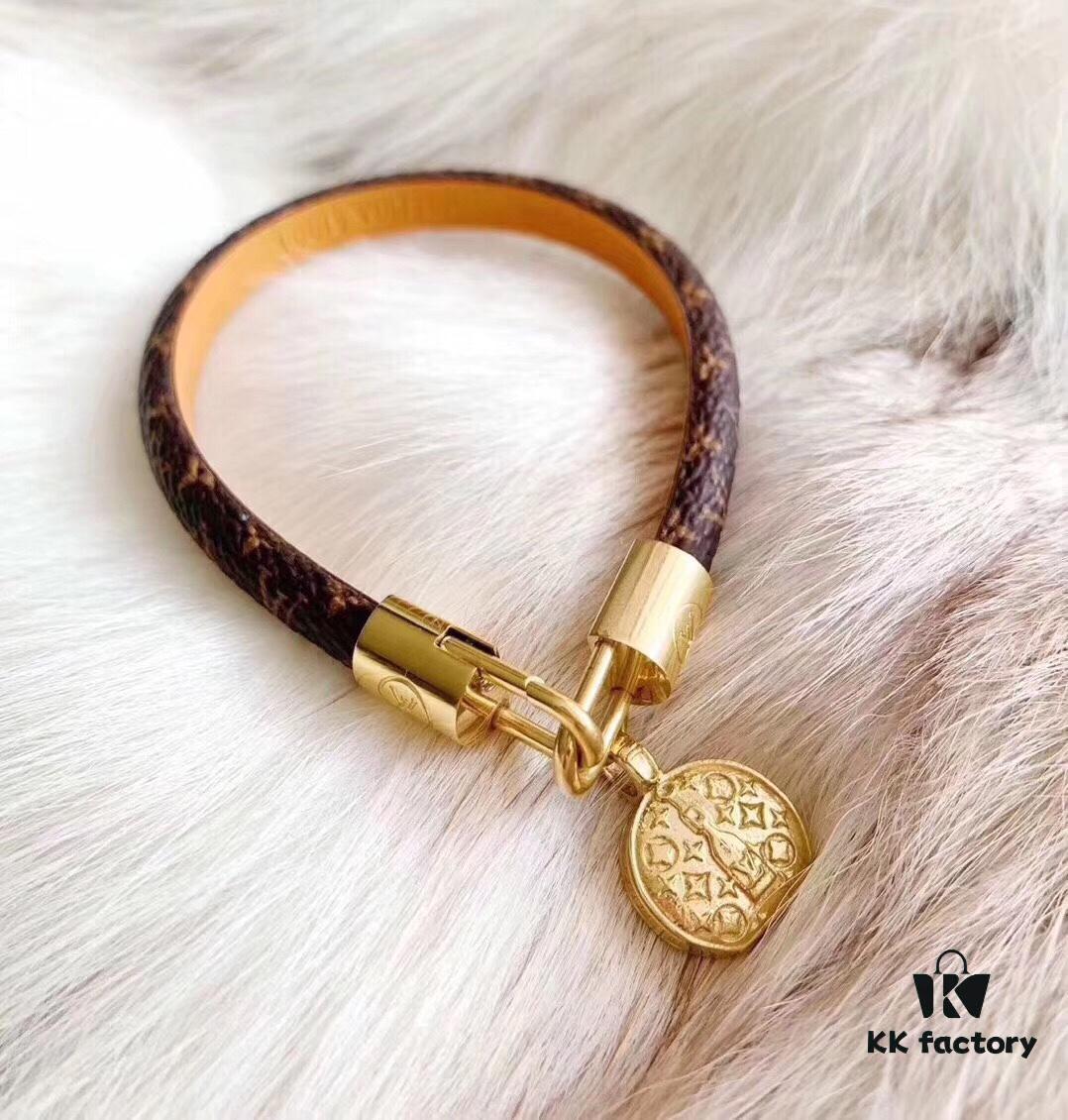 692fcd0599f2d84055c89782 Louis Vuitton LV Double-Layer Monogram Checkered Lock Bracelet