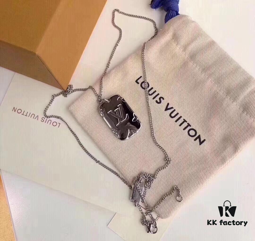 692fcd0999f2d84055c89788 LV Cube Necklace – Unisex Stylish and Durable Pendant, Adjustable Chain