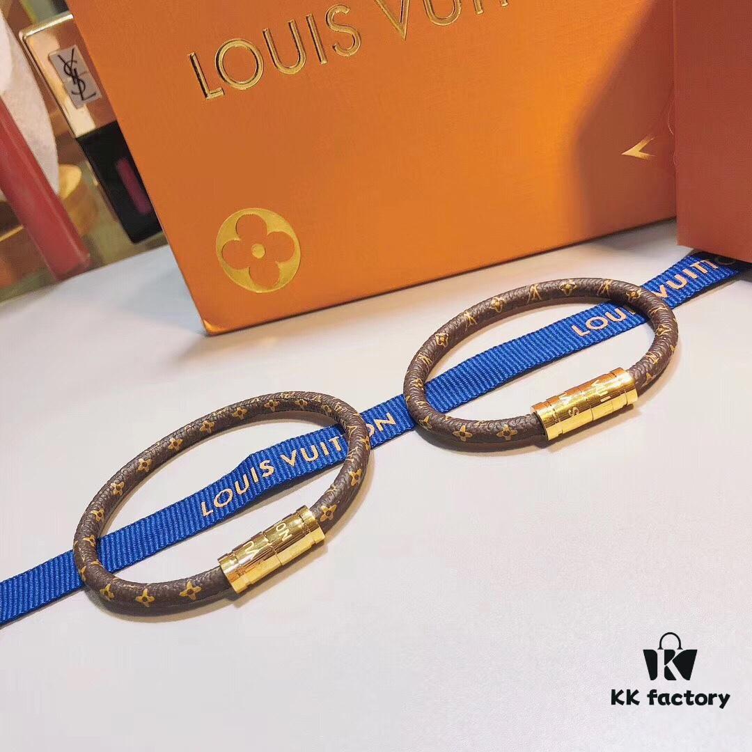 692fcd2599f2d84055c897ca LV Monogram Couple's Magnetic Clasp Leather Bracelet