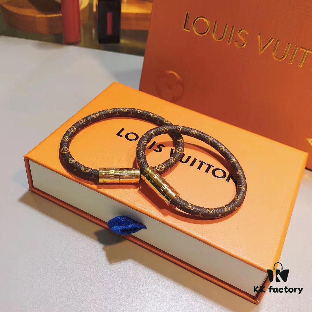 692fcd2899f2d84055c897cf LV Monogram Couple's Magnetic Clasp Leather Bracelet