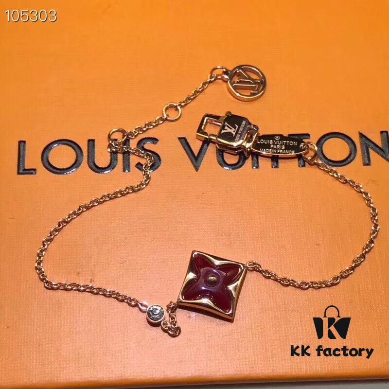 692fcd3599f2d84055c897ee Limited Edition LV Red Agate Flower Pattern Pendant with Diamond-Cut Metal Frame, 925 Gold-Plated Silver Necklace
