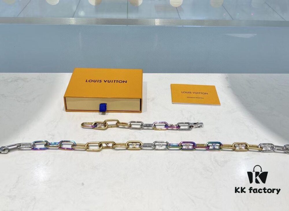 New Colorful Steel Bracelet 1:1 Replica with Original Engraving, Logo Clear, Lock Design Stunning