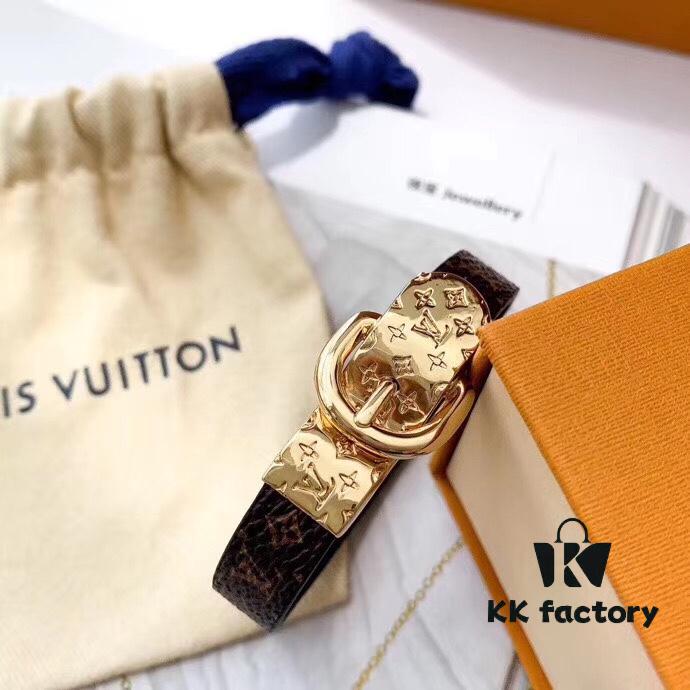 692fcd5e99f2d84055c8983d LV Latest Metal Letter Combined Monogram Pattern Leather Bracelet