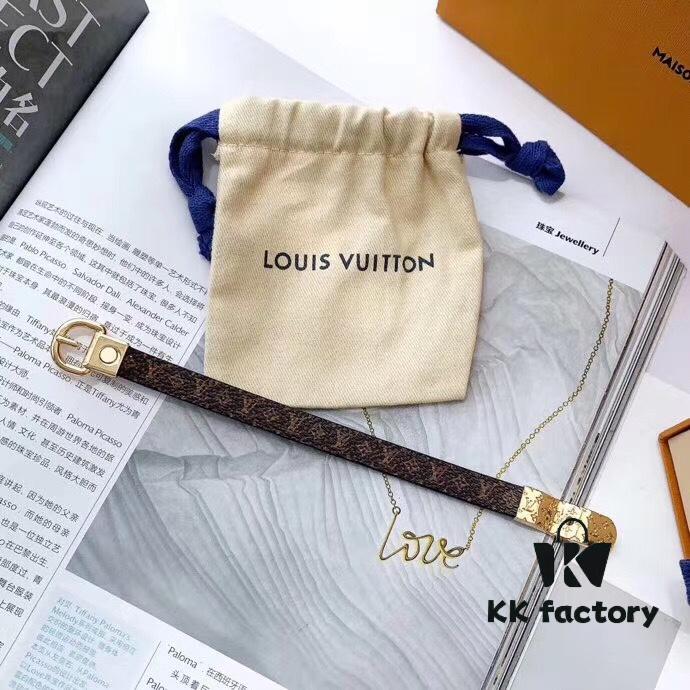 692fcd5f99f2d84055c8983f LV Latest Metal Letter Combined Monogram Pattern Leather Bracelet