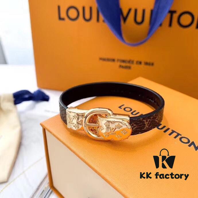 692fcd6299f2d84055c89842 LV Latest Metal Letter Combined Monogram Pattern Leather Bracelet