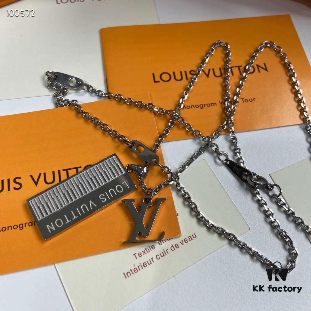 692fcd8c99f2d84055c8987d 2020 Newest Louis Vuitton Sound Keyboard Piano Pendant Necklace Unisex Couple's Style with Gift Box Full Packaging
