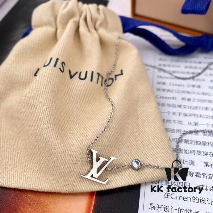 692fcd9c99f2d84055c898a3 Exclusive Channel Item! Hot Sale! New Arrival LV Idylle Blossom Floral Minimalist LV Letter Silver Necklace