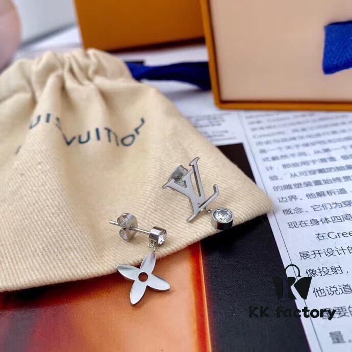 692fcd9d99f2d84055c898a5 Exclusive Channel! Hot Sale! Zhong Chuxi Same Style Luhjia Newest Four-Leaf Flower Single Diamond Earrings, Silver