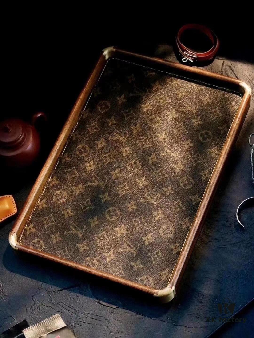 692fcda699f2d84055c898b7 Lv Walnut Tray