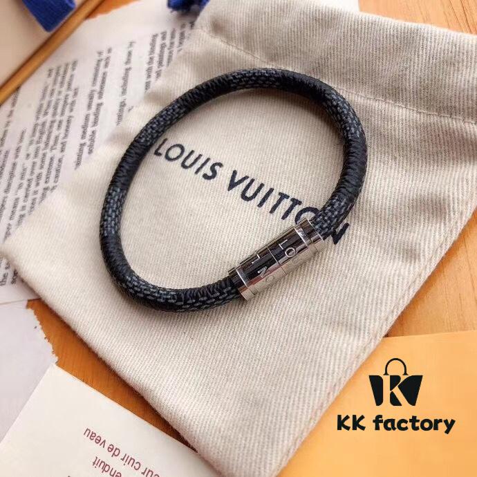 692fcdc999f2d84055c898fc Edison Chen Endorsed 6-Color Genuine Leather LV Bracelet Unisex Versatile Style, Original Order Quality, Comes with Full Authentic LV Packaging, Louis Vuitton Checkered Leather Cuff, Brass Material Matching Retail Version, Magnetic Clasp, Unique Design, Retro and Avant-Garde, Must-Have for Trendy Men and Women
