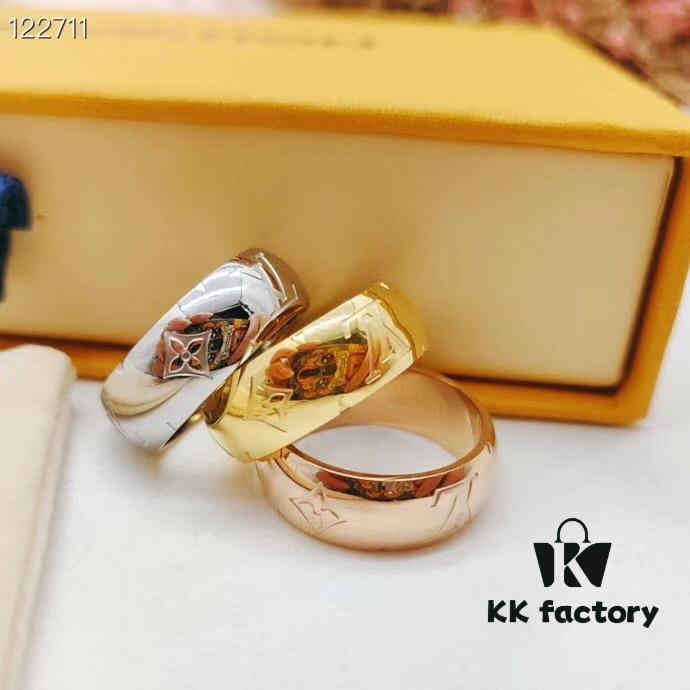 692fcdd499f2d84055c89918 High-Quality Replica Louis Vuitton LV Flower and Logo Letter Stamped Couple Ring Unisex