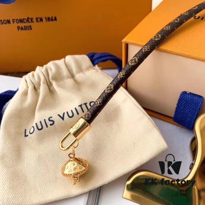 692fce0599f2d84055c89981 LV Latest TOUPIE Flying Saucer Logo Women's Leather Bracelet