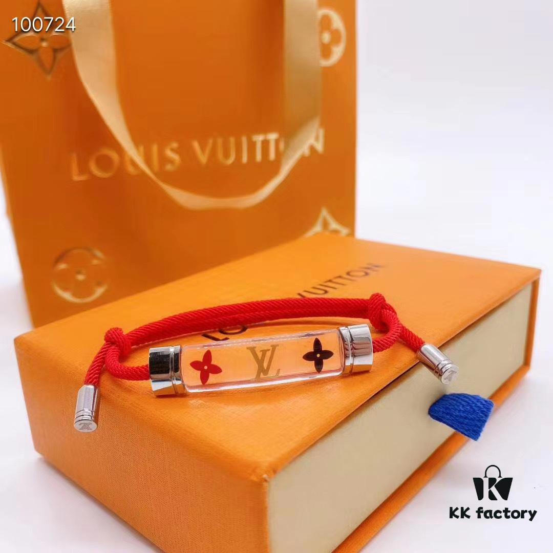 692fce1d99f2d84055c899b4 LV Bracelet Featuring Iconic Maison Motifs with Stylish Beads