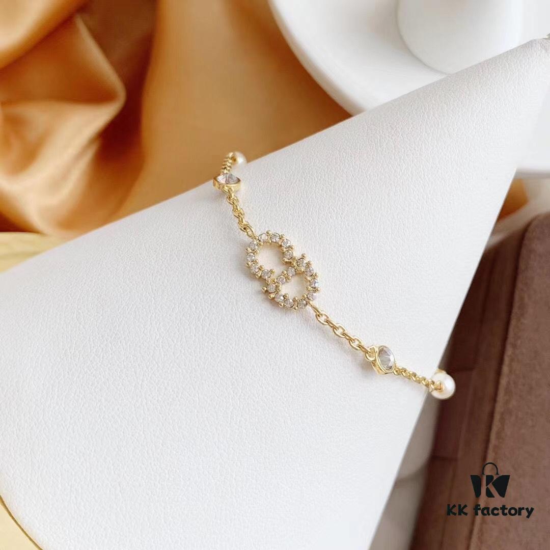692fce2099f2d84055c899bb Exquisite Swarovski Crystal CD Bracelet