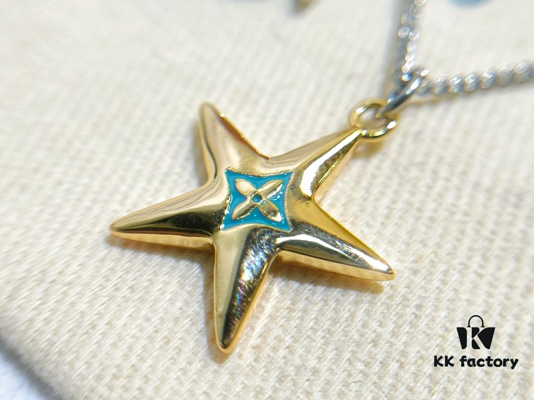 692fce3b99f2d84055c899e2 ❗️New Arrival❗️☀Louis Vuitton Three-in-One Turtle Star Letter Necklace