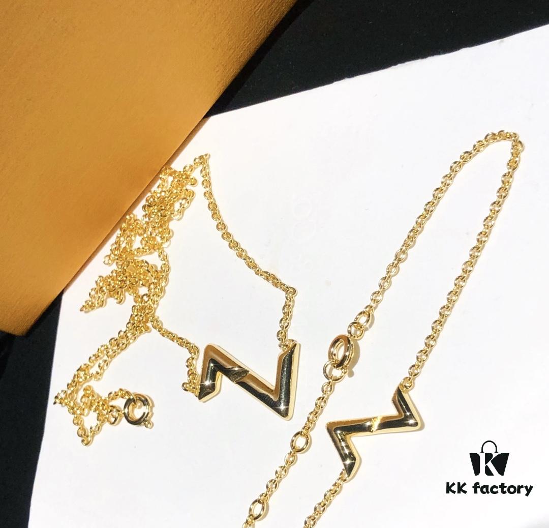 692fce4599f2d84055c899ef Louis Vuitton LV Six-Flower Bracelet 2020 New Letter Z Style Set Series