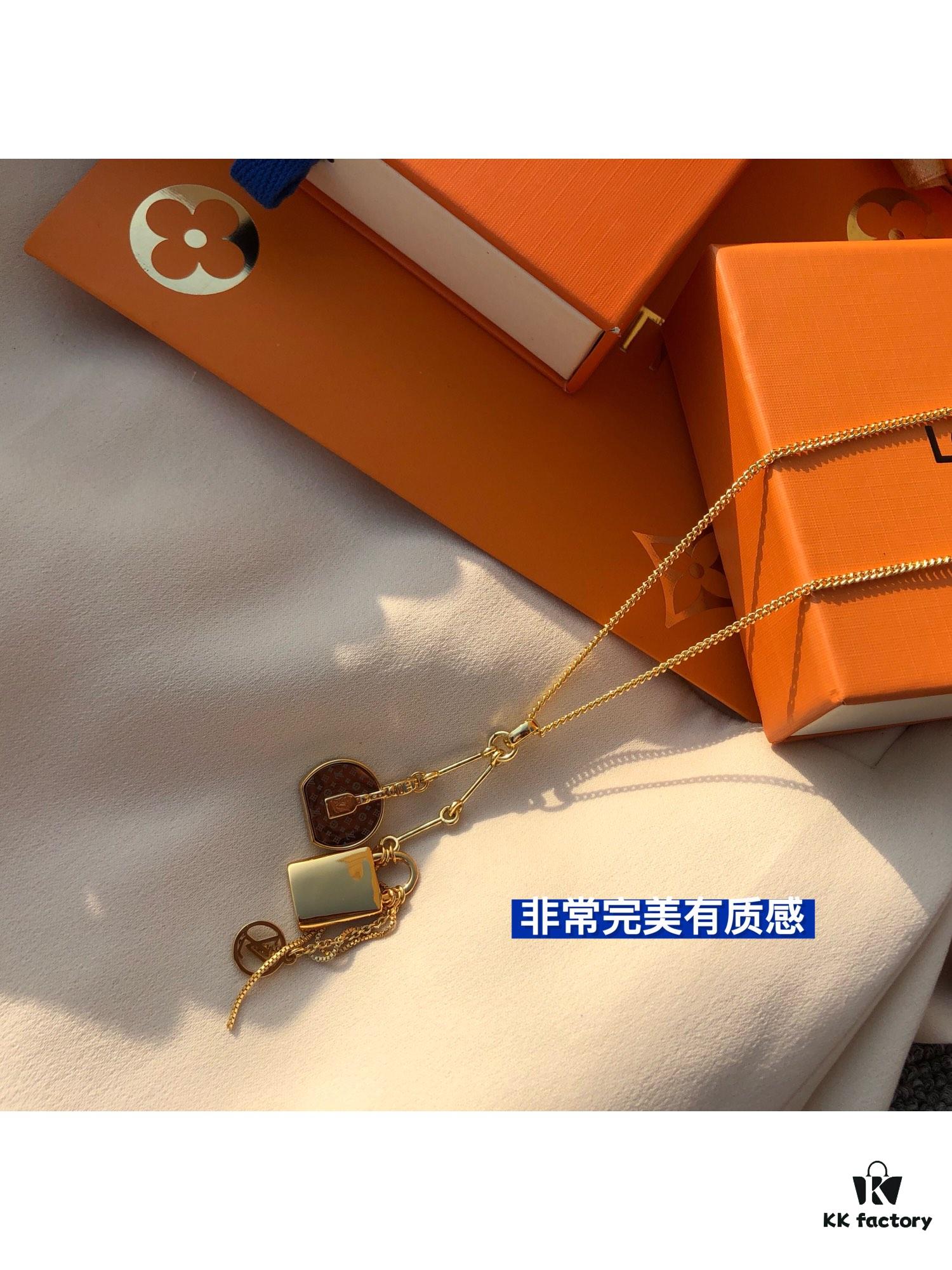 692fce5699f2d84055c89a06 LV Ultra-Precise Replica Necklace, Stylish and Versatile, Matches Any Outfit