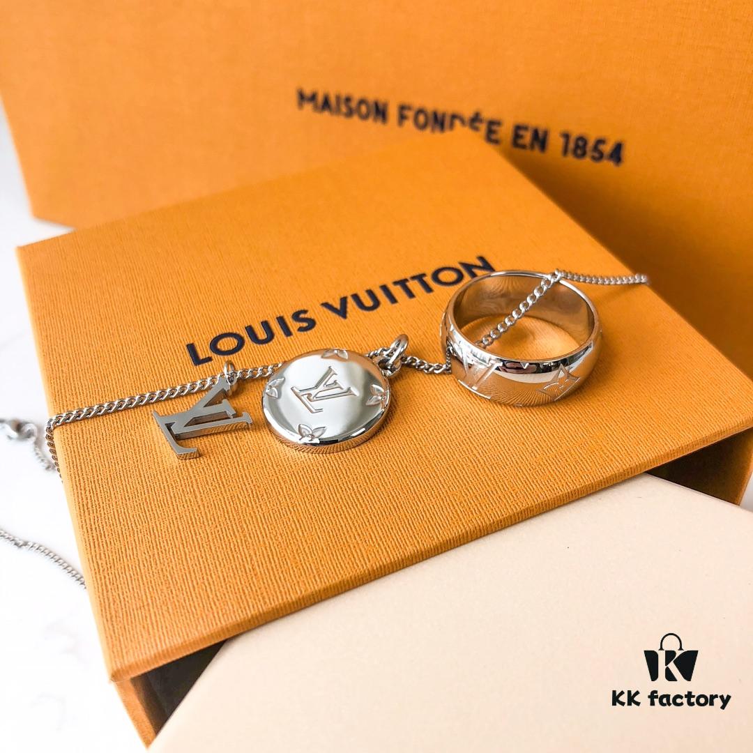 692fce6799f2d84055c89a22 Exclusive In-Stock! Authentic Louis Vuitton New Monogram Pendant Necklace