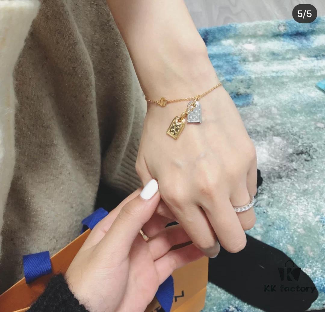 692fce6899f2d84055c89a27 Same Style as Zhong Chuxi's - Must Buy, Keep One for Yourself - LV Classic Two-Tone Pendant Necklace and Bracelet Set