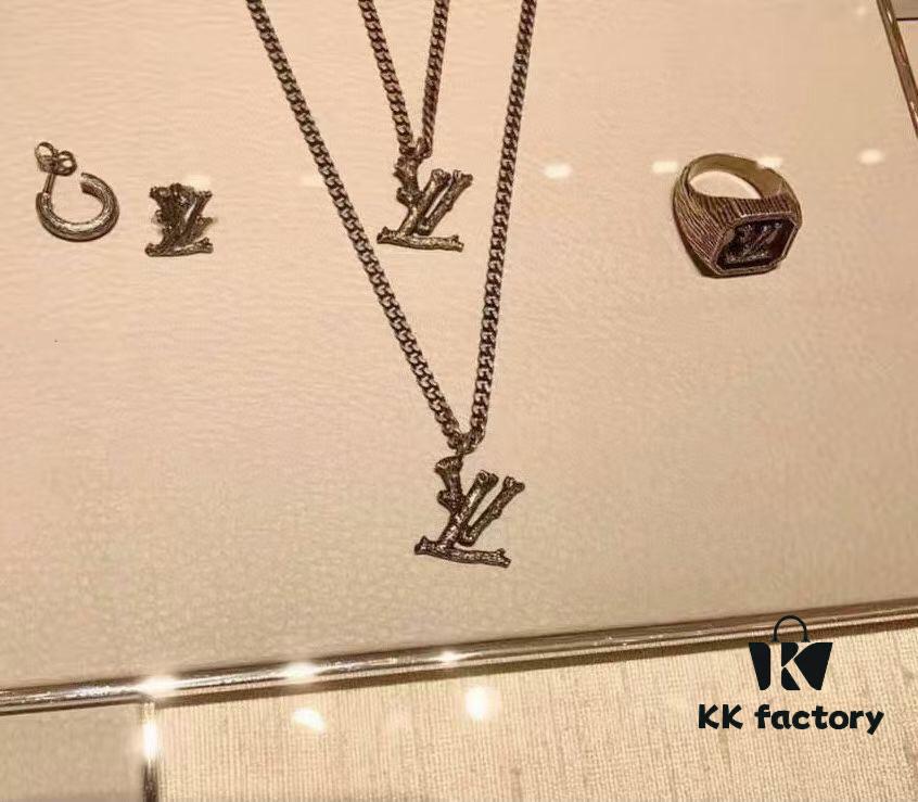 692fce6d99f2d84055c89a32 Louis Vuitton LV Twig Branch Necklace – Trending Unisex Design, Inspired by Nature
