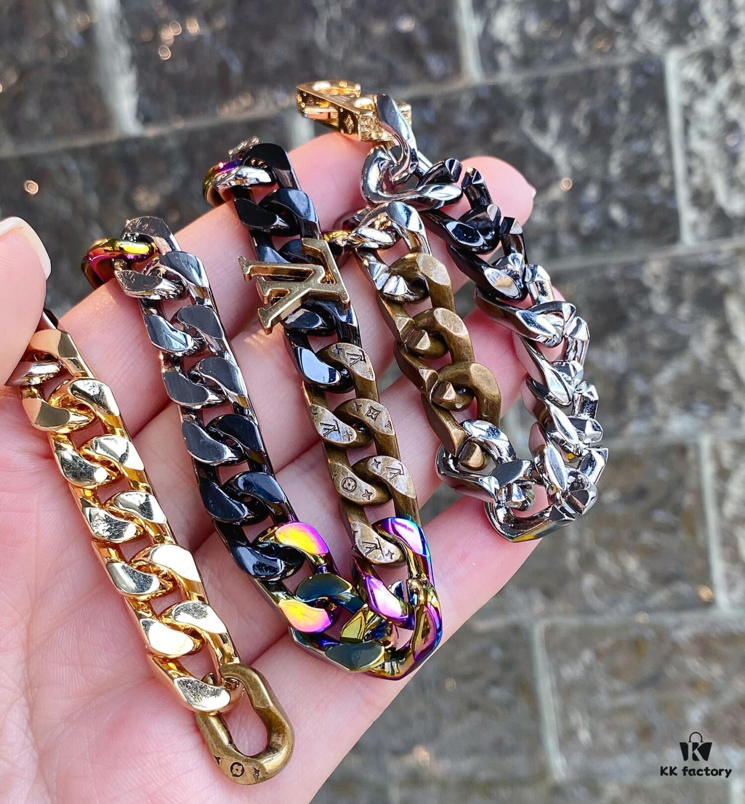 692fce7b99f2d84055c89a4c Lv New Cuban Necklace, Candy Colors, 48cm Length
