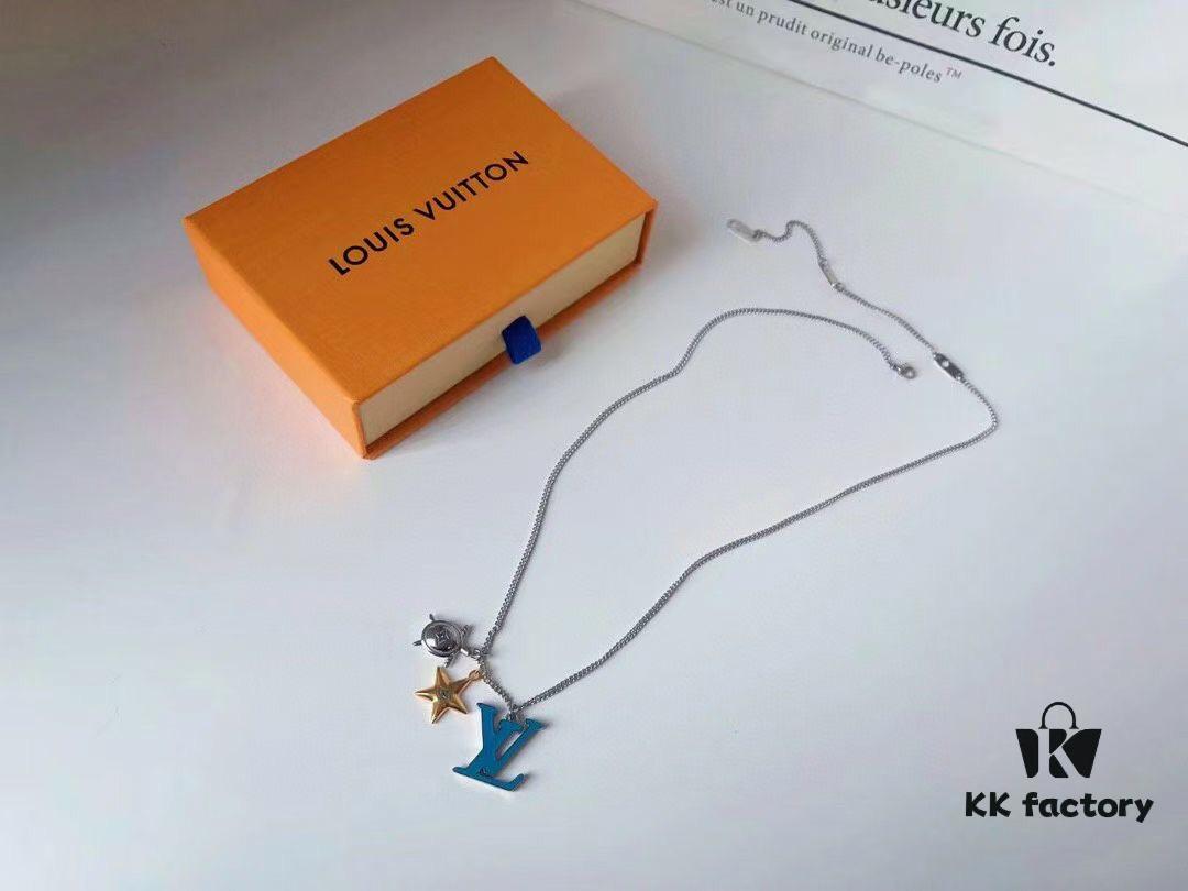 692fce9a99f2d84055c89a83 Original Order Level LV New Enamel Turtle Necklace, Authentic Logo LV Necklace for Men, Multi-Pendant Blue LV Letter Necklace 8755095