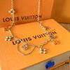 692fcead99f2d84055c89aa4 Exclusive First Release Louis Vuitton BLOOMING Floral Necklace (Counterpart-Level Version, Open to Comparison) Synchronized with Official Store Stock