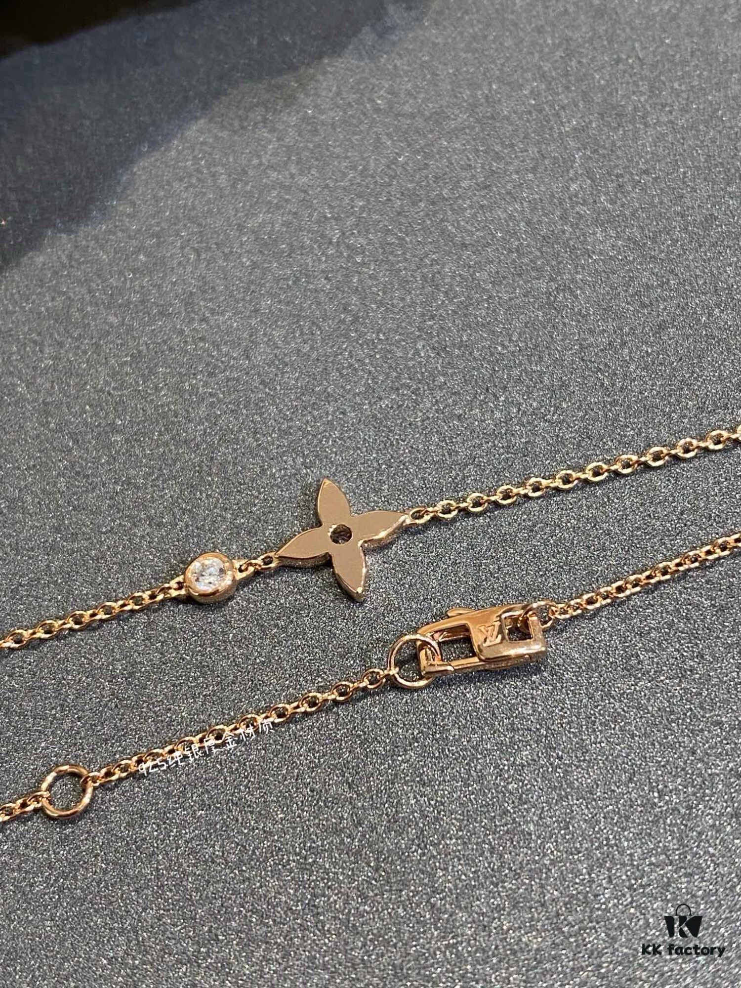 692fceed99f2d84055c89b13 New Arrival L*V Classic Monogram Mini Collar Necklace Idylle Blossom Series 3D Floral Jewelry