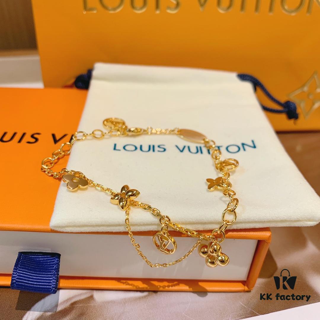Lv Floral Bracelet – So Beautiful!